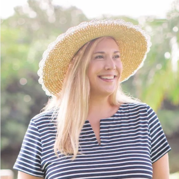 VINEYARD VINES | white scallop edge | Floppy Hat - Picture 12 of 12